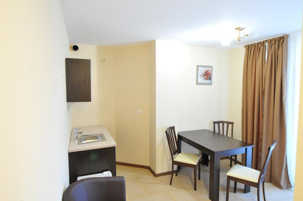 Diva Hotel Blagoevgrad Ruang foto